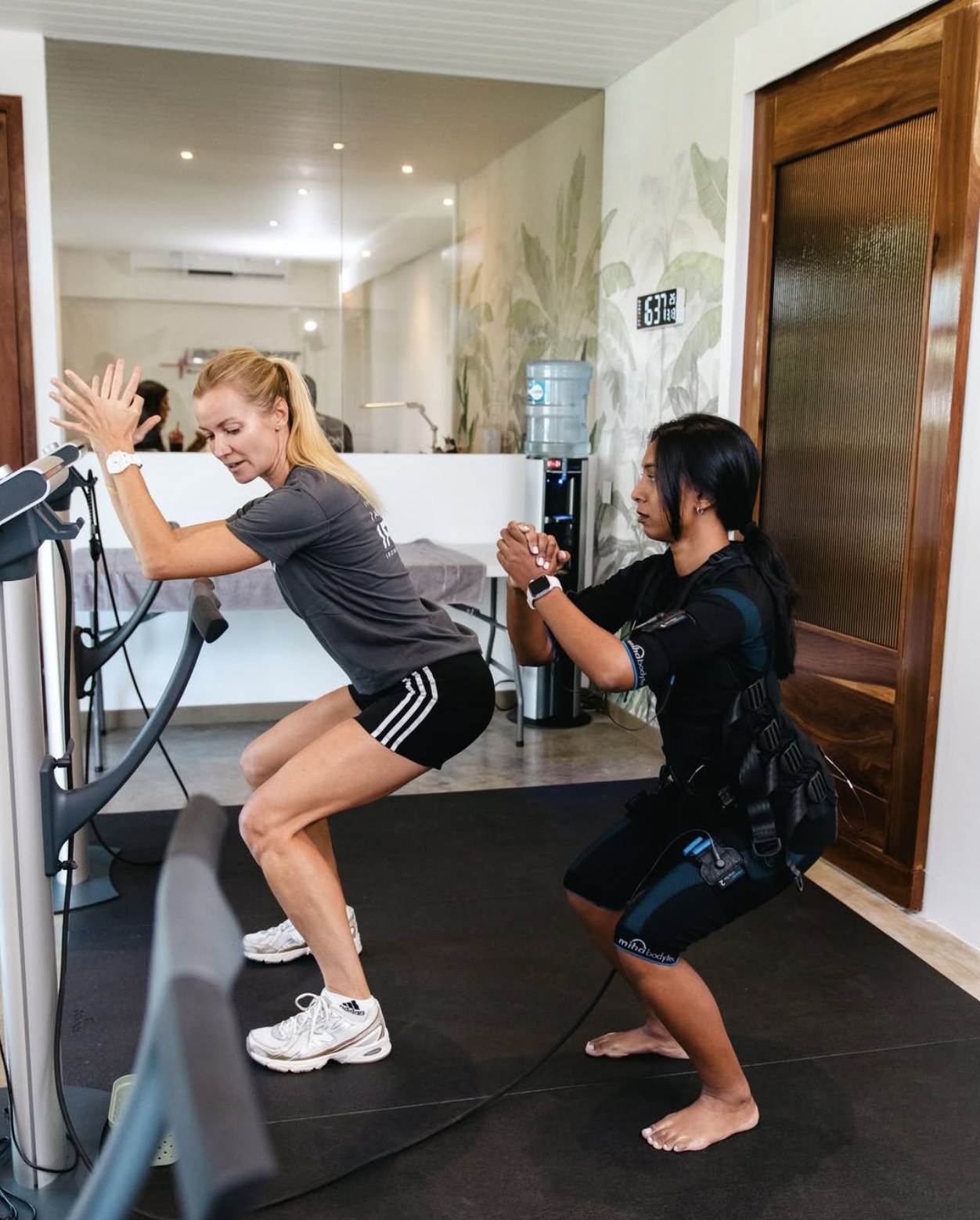 Iron Bodyfit Mauritius EMS coaching session in Mapou